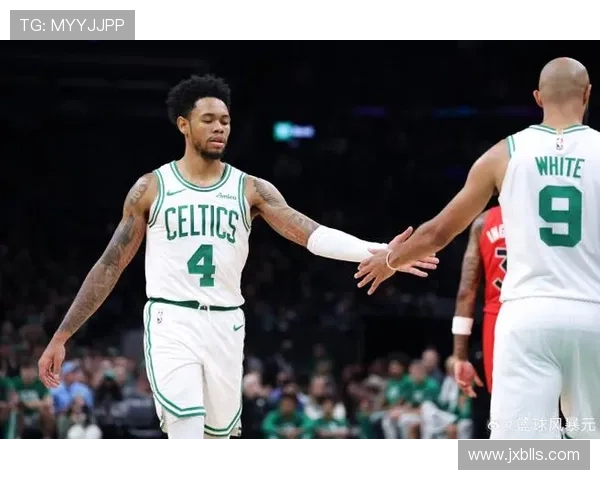 安芬尼西蒙斯助力绿军成就更高峰展现顶级辅助能力